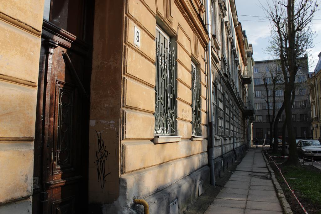 Hotel Polska Poduszka Lvov Exteriér fotografie